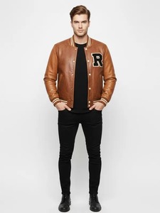 Chaqueta Varsity de Cuero Marrón para Hombre - Product Image 1
