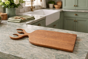 Planche à servir artisanale en bois de noyer moderne et durable avec poignée en bois de cerf, planche à fromage en bois naturel pour la cuisine et la salle à manger - Product Image 5