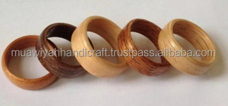 สีไม้ธรรมชาติ