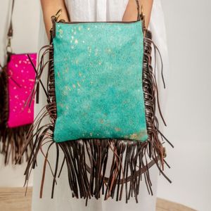 Bolso Bandolera de Cuero Genuino Suave para Mujer, Estilo Boho con Flecos, Diseño de Lujo, Casual para Uso Diario - Product Image 1
