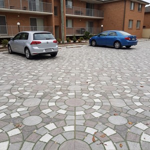 Carreaux de sol vitrifiés robustes pour extérieur 400x400mm 12mm, finition perforée antidérapante pour parking, allée, couloir, entrepôt, cour - Product Image 2