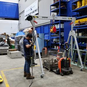 <span class=keywords><strong>200kg</strong></span> 400kg 500kg 1t 2t 3t 5t אלומיניום אור מטלטלין נייד מתכוונן גובה מיני מתקפל נייד Gantry מנוף למכירה - Product Image 4