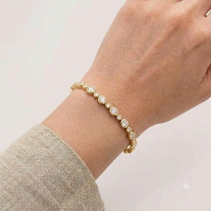 Bracelet de luxe VVS couleur D, délicat, en or 14K 18K, avec diamants de laboratoire taille ronde de 3,5 mm et 2 mm, serti clos, style tennis, certifié IGI - Product Image 1
