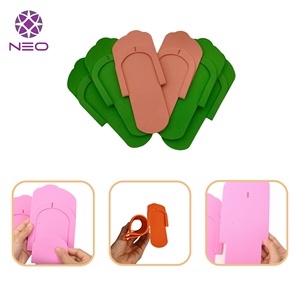 Zapatillas desechables para el hogar, chanclas antideslizantes gruesas y lavables con colores aleatorios, listas para exportarse desde la fábrica de Vietnam, a granel - Product Image 3