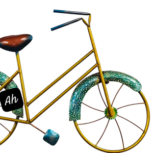 Bicicleta de Aluminio Hecha a Mano, Artesanía Creativa para el Hogar y Turismo - Product Image 1