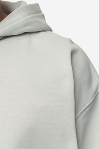 Conjuntos de chándal de lujo para hombre: Sudadera con capucha de manga larga oversize con hombros caídos y pantalones cortos holgados sin dobladillo, ideales para primavera. OEM. - Product Image 5