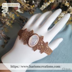 Pulsera de Macramé Marrón Hecha a Mano con Piedra Lunar, Joyería Curativa Ajustable Estilo Boho - Product Image 2