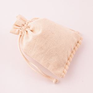 กระเป๋าเก็บเครื่องประดับผ้าฝ้ายแบบหูรูดสีธรรมชาติโลโก้ตามสั่งงานแฮนด์เมดสำหรับงานแต่งงาน - Product Image 5