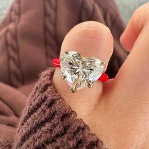 แหวนเพชรโมอิสซาไนต์รูปหัวใจชุบโรเดียม S925 งานสั่งทำพิเศษ หรูหรา น้ำหนัก 2 กะรัต 3 กะรัต 4 กะรัต สำหรับงานแต่งงาน งานหมั้น 男女兼用 - Product Image 2