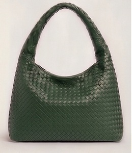 Sac fourre-tout hobo en cuir véritable tressé pour femme, style anglais, avec fermeture éclair et chaînes, sac à bandoulière de luxe personnalisé, vente en gros - Product Image 1