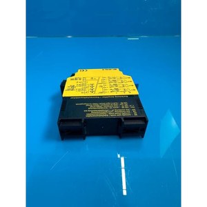 Pièces d'équipement semi-conducteur d'occasion Turck IM1-451EX-R, état actuel - Product Image 1