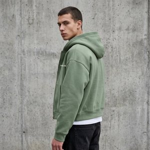 Sudadera con Capucha Premium Personalizada con Estampado Digital, 500GSM, Felpa Francesa, Cierre Doble, Corte Holgado, Estilo Urbano - Product Image 2