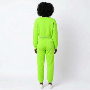 2 Piece Crop Sweatshirt Jogger Travel Set Fleece Crew Neck Comfortable Lightweight <b>Matching</b> Custom OEM Wholesale Manufacturer - Product Image 2