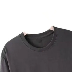 เสื้อยืดแขนยาวลำลองผู้ชาย ผ้าฝ้ายพรีเมียมเนื้อหนา เสื้อยืดแขนยาวสไตล์ร่วมสมัย ผู้ผลิตเสื้อผ้าสตรีทแวร์แบบ OEM ODM ขายส่ง - Product Image 6