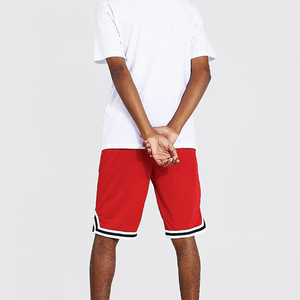 Shorts de sport décontractés pour hommes, respirants, à séchage rapide, en maille unie, imprimés, style hip-hop, pour l'été, vente en gros - Product Image 3