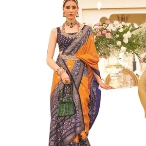 El último diseñador Patola imprimió el diseñador Fancy Saree por Fab Zone - Product Image 1