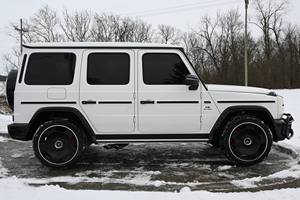 Mercedes-Benz G 63 AMG 4MATICs Usado del 2023 - Product Image 2