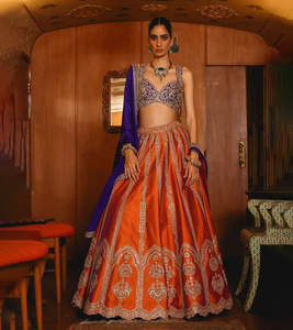 En gros, Lehenga Dupatta en soie haut de gamme de créateur, bicolore, pour femmes indiennes et pakistanaises, tenue traditionnelle pour mariage, Diwali et fêtes, lourd - Product Image 1