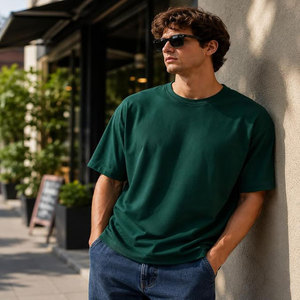 T-shirt vert uni à manches courtes pour homme, col rond, coupe classique, en coton tricoté, style décontracté, anti-plis, séchage rapide, design personnalisable - Product Image 3