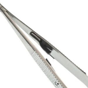 Portaagujas Castroviejo de 5 1/2 Pulgadas Recto con Retenedor, Instrumento de Sutura Microquirúrgica de Acero Inoxidable Liso - Product Image 5