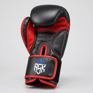 Guantes de boxeo confiables con acolchado que absorbe los impactos, soporte seguro para la muñeca y comodidad duradera para entrenamiento de boxeo intenso. - Product Image 4