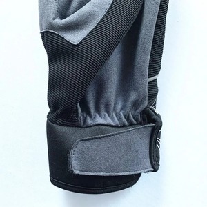 Gants de course d'hiver pour hommes et femmes – Gants de sport thermiques coupe-vent et compatibles avec les écrans tactiles, avec grip antidérapant pour la course à pied et le cyclisme - Product Image 5