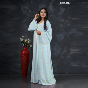 Fournisseur indien de robes longues traditionnelles en georgette brodées Chikankari, robes de soirée élégantes et modestes pour femmes, longueur au sol - Product Image 4