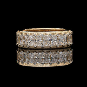 AMBER JEWELS Anillo de Boda Clásico de Eternidad Unisex de Plata 925 con Baño de Rodio y Moissanita de Corte Ovalado con Engaste de Bisel - Product Image 3
