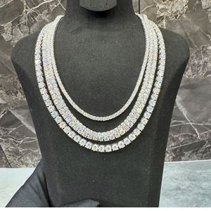 สร้อยคอเทนนิสแบบกำหนดเองได้ Iced Jewelz ประดับเพชรคุณภาพสูง เงินแท้ 925  ทรงเหลี่ยมเจียระไน  พร้อมเคลือบเงิน - Product Image 2
