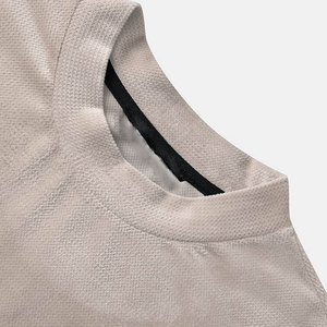 Camiseta de hombre 100% algodón con cuello redondo, estampada, de corte holgado, manga corta, precio bajo, ecológica, transpirable y ligera. - Product Image 5