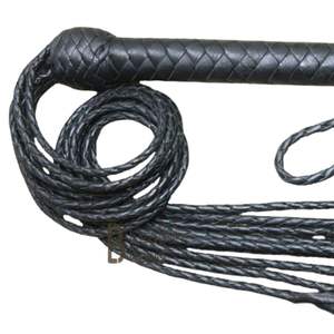 Flogger de Piel de Oveja Suave con Hebilla de Acero y Caída Extra Suave de 3.5cm de Ancho para Juegos de Coqueteo - Product Image 2