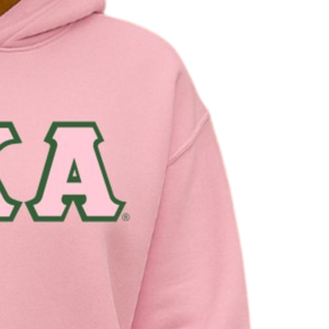 Sudadera con Capucha AKA con Letras Griegas, Sudadera de Felpa Premium, Ropa Personalizada para Hermandades, Sudadera Informal con Capucha para Mujer, Rosa Claro - Product Image 2