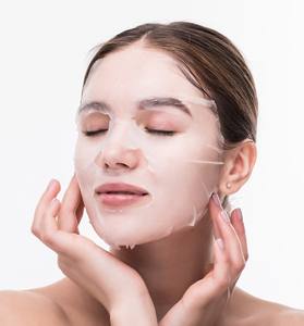 Mascarilla Facial 3W CLINIC de Granada Fresca 23g, Mascarilla Calmante e Hidratante con Esencia de Granada para una Piel Suave y Radiante - Product Image 3