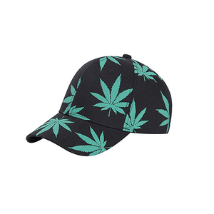 Casquette de baseball haut de gamme conçue pour une utilisation quotidienne avec un tissu léger et un look sportif et épuré. - Product Image 4