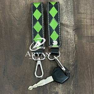 Porte-clés en cuir de vachette artisanal, design à carreaux, élégant et tendance, idéal pour les cadeaux d'entreprise et promotionnels - Product Image 1