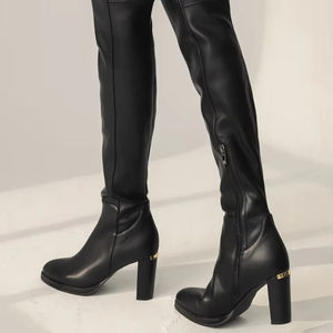 Botas Altas hasta la Rodilla para Mujer con Tacón de Diseño Audaz - Product Image 2