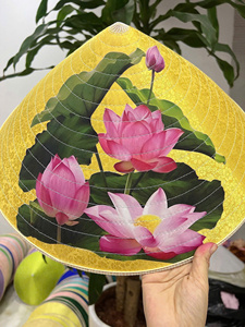 Sombrero Cónico de Hoja de Palma Non La, Hecho a Mano, Recuerdo Cultural Vietnamita - Product Image 5