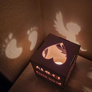 Boîte à lumière LED personnalisée Panneau mural en bois romantique pour les couples Cadeau de la Saint-Valentin - Product Image 1