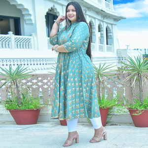Kurta Anarkali en Viscose Rayonne Vert Floral Grande Taille pour Femme, Col Mandarin, Manches Trois Quarts, Coupe Décontractée – Vente en Gros - Product Image 1
