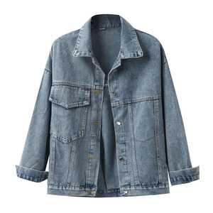 Veste en jean tendance pour femme, couleur gris, poche poitrine, col rabattu, fermeture boutonnée à pression, veste en denim pour femme - Product Image 1