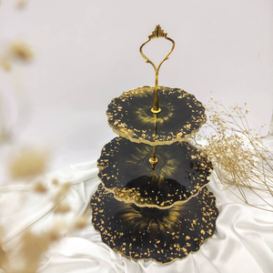 Support à gâteau rond réutilisable en résine époxy de haute qualité avec poignée en laiton, logo et emballage personnalisés pour mariage et décoration intérieure - Product Image 2