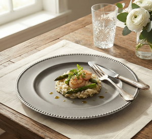 Assiette de présentation décorative en étain plaqué argent, perlée et faite à la main, la plus vendue pour la restauration hôtelière et la présentation de fruits - Product Image 2
