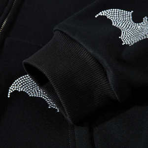 Sudadera con capucha personalizada Y2K con gráfico de murciélago y pedrería, estilo oversize, streetwear, Harajuku, hip hop, gótica, negra, unisex. - Product Image 4