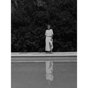 Conjunto de dos piezas blanco: Top corto con falda midi de abertura alta, atuendo minimalista de verano, vestido casual de lino de ajuste holgado para mujer - Product Image 4