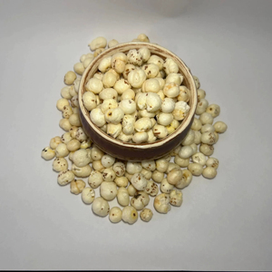 Nueces de Makhana Orgánicas Crudas 4 Suta 12.5mm Medianas, Limpias y Clasificadas, Higiénicas, OEM, Textura Semiblanda, Producto de la India - Product Image 1