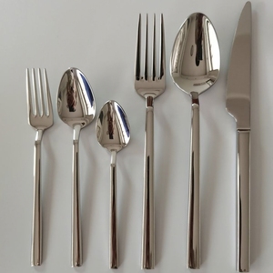 Ensemble de couverts en acier inoxydable martelé avec manche texturé, comprenant cuillère, fourchette et couteau, pour la table - Product Image 6
