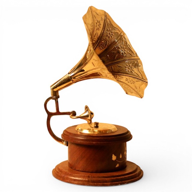 Handcrafted Vintage Wooden Brass Gramophone Decorative Antique Tabletop Showpiece