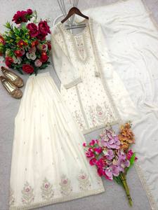 Traje Anarkali Blanco Bordado, Vestido Largo Hasta el Suelo con Mangas Largas y Dupatta, Atuendo Tradicional Indio Pakistaní para Bodas, para Mujer - Product Image 6