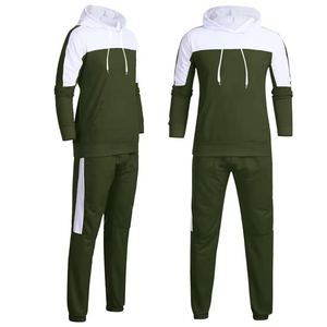 Ensemble de survêtement sportif pour hommes, personnalisable, fabricant OEM, vêtements de sport de haute qualité, fabriqué au Pakistan - Product Image 6