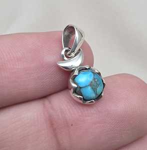 จี้เทอร์ควอยซ์เงินแท้ 925 เครื่องประดับพลอยสีฟ้าธรรมชาติของขวัญหรูหราสำหรับผู้หญิงการออกแบบทำด้วยมือที่ไม่ซ้ำใคร - Product Image 5